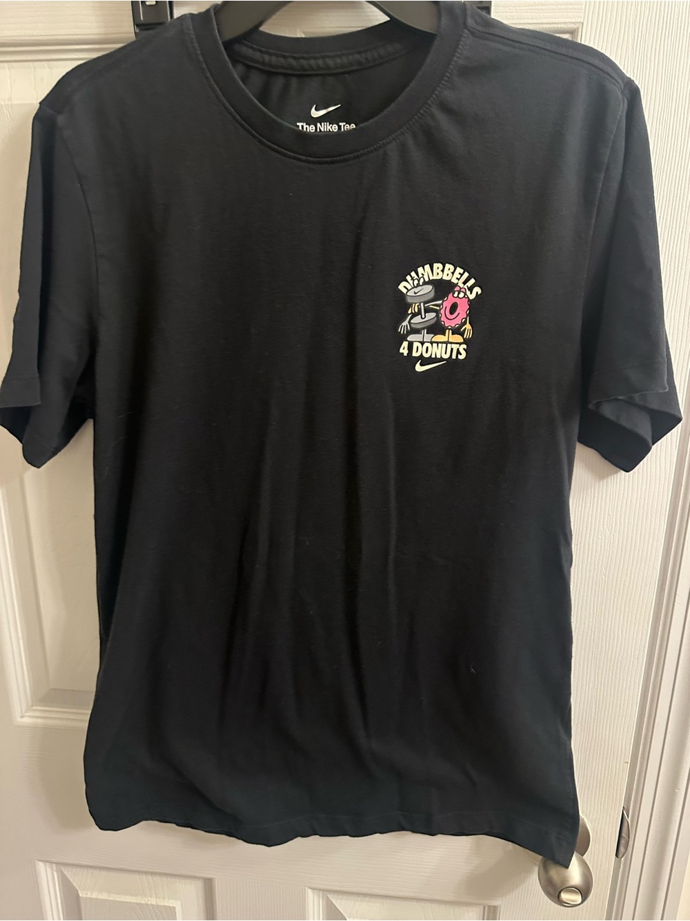 Nike Dumbbells 4 Donuts Men’s Size Small Dri-fit T-shirt Top The Nike Tee